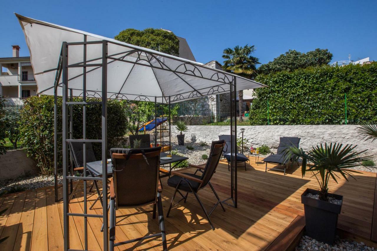 Exclusive City Center Apartment With Garden Rovinj Exteriör bild